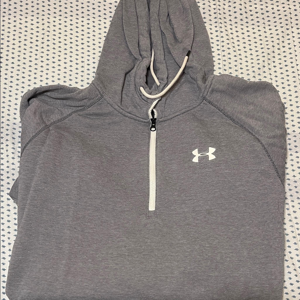 Under Armour Heather Gray Pullover Hoodie